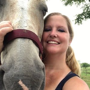 Meet your Posher, April